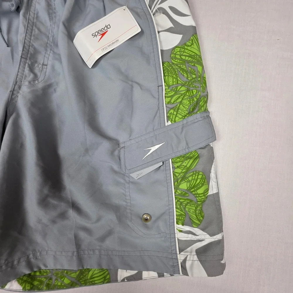 Speedo axcelerate floral